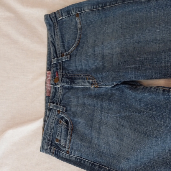 levi strauss & co - Picture 4 of 12